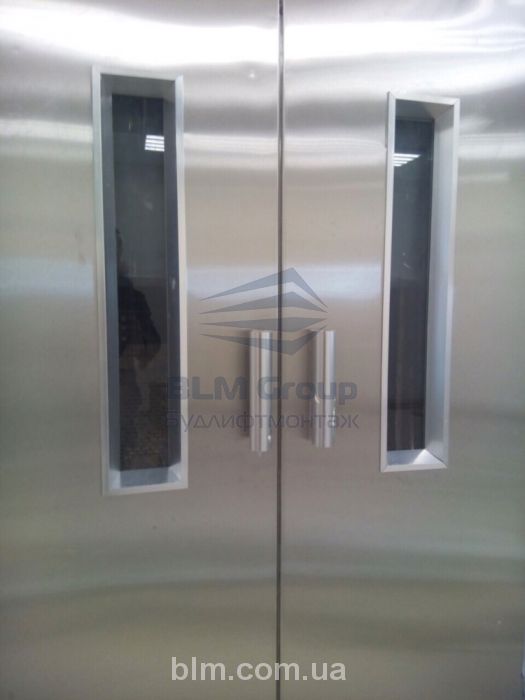 Ліфт вантажний 1000 кг