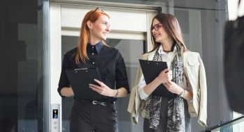 Лифт для торгового или бизнес центра